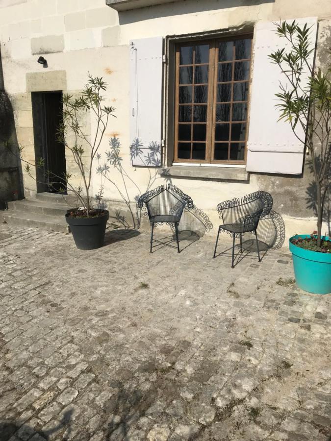 Appartement Spacieux Avec Une Vue Sur Tours Luaran gambar
